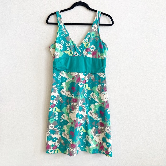Patagonia Dresses & Skirts - Patagonia Floral Sundress Teal Green Organic Cotton Stretch V Neck Active Large